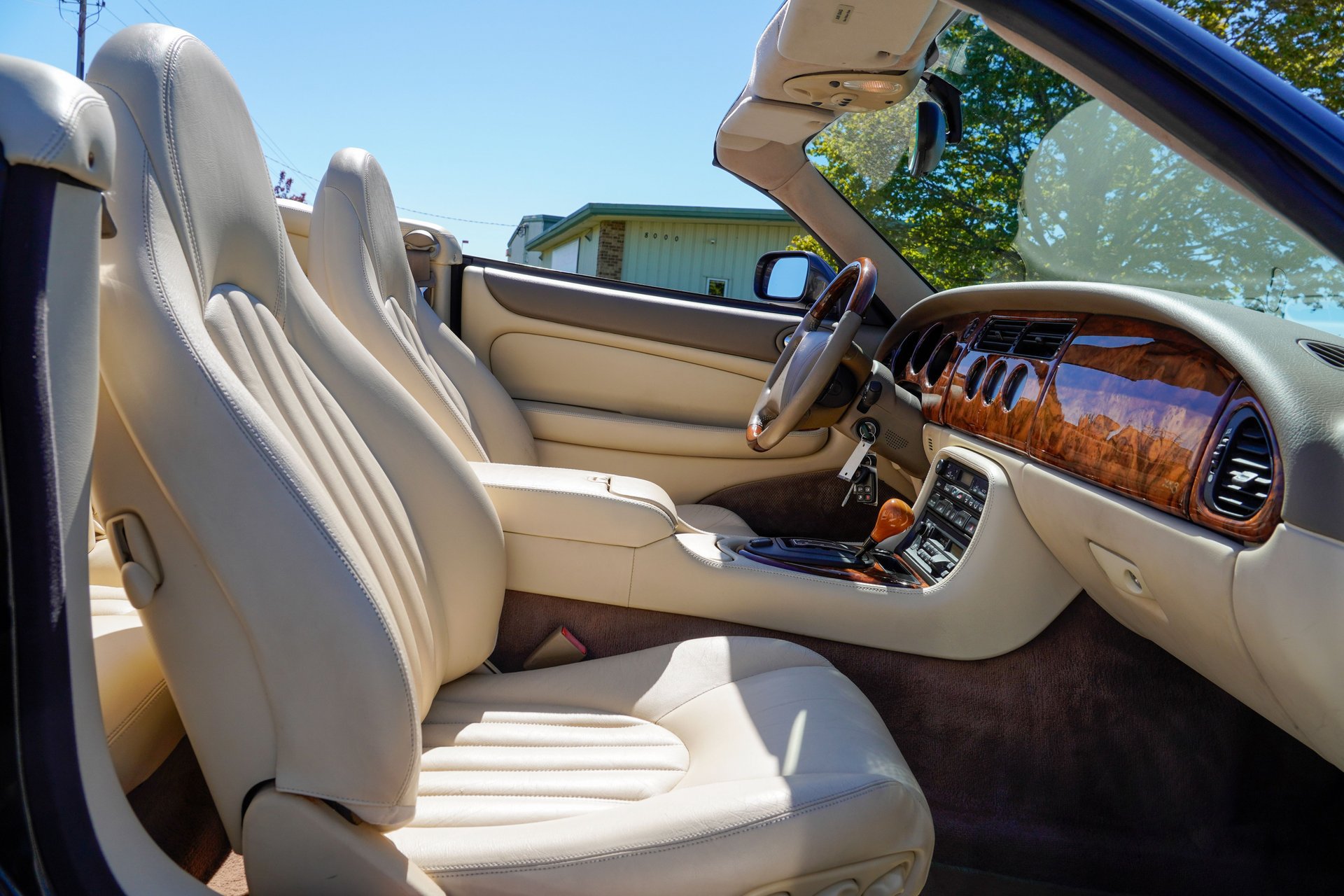 Used 1997 Jaguar XK8 Convertible RWD image 13