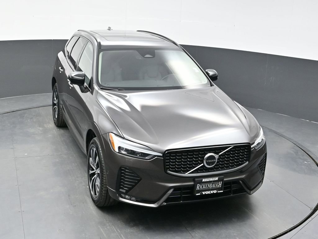 Used 2025 Volvo XC60 B5 Plus w/ Climate Package AWD/4WD image 31