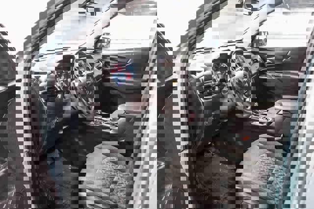 Used 2022 Chevrolet Equinox LT w/ LPO, Floor Liner Package image 17