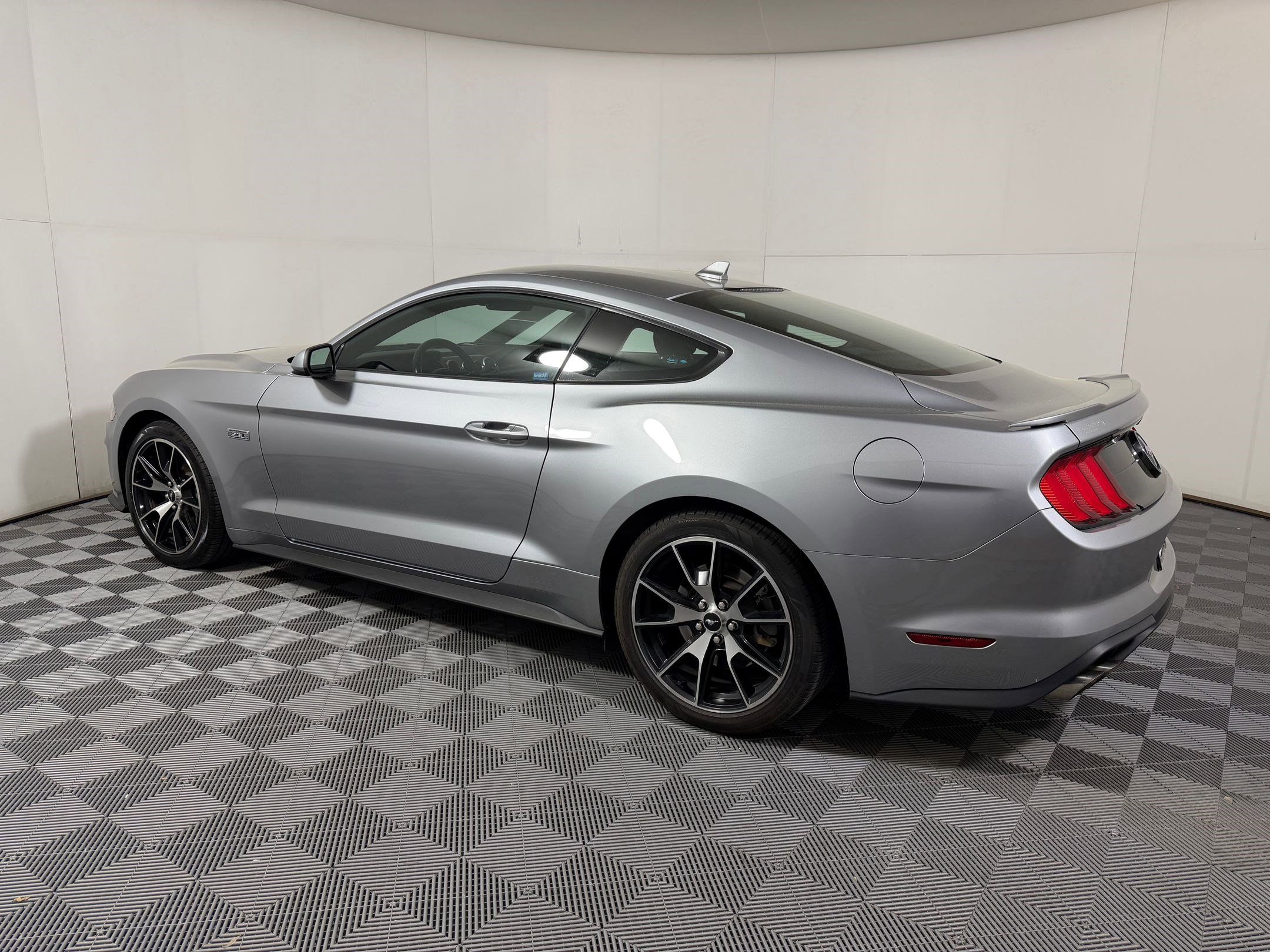 Used 2021 Ford Mustang Coupe w/ 2.3L High Performance Package RWD image 2