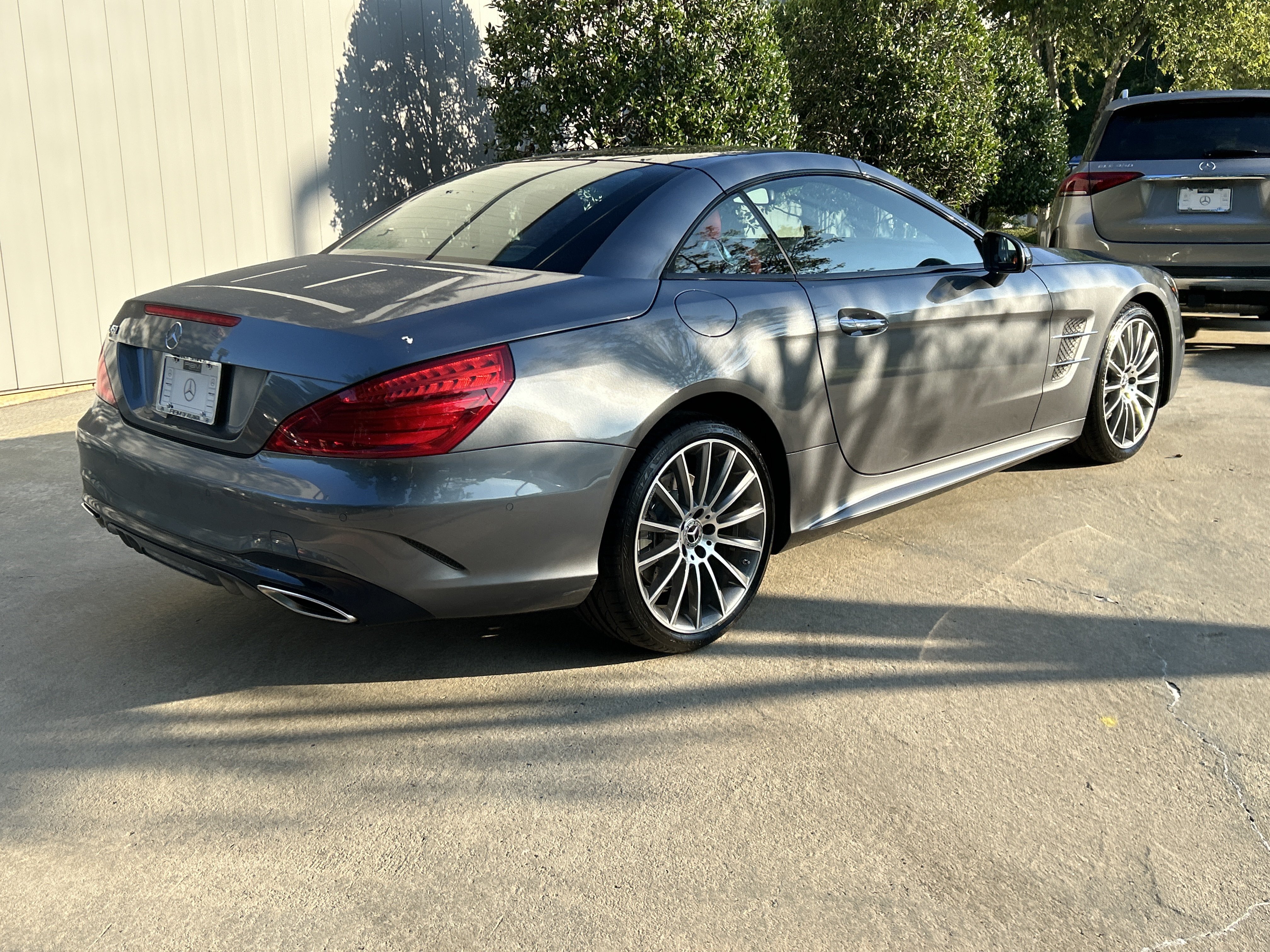 Used 2018 Mercedes-Benz SL 450 image 11