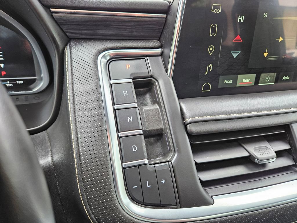 Used 2023 GMC Yukon SLT image 28