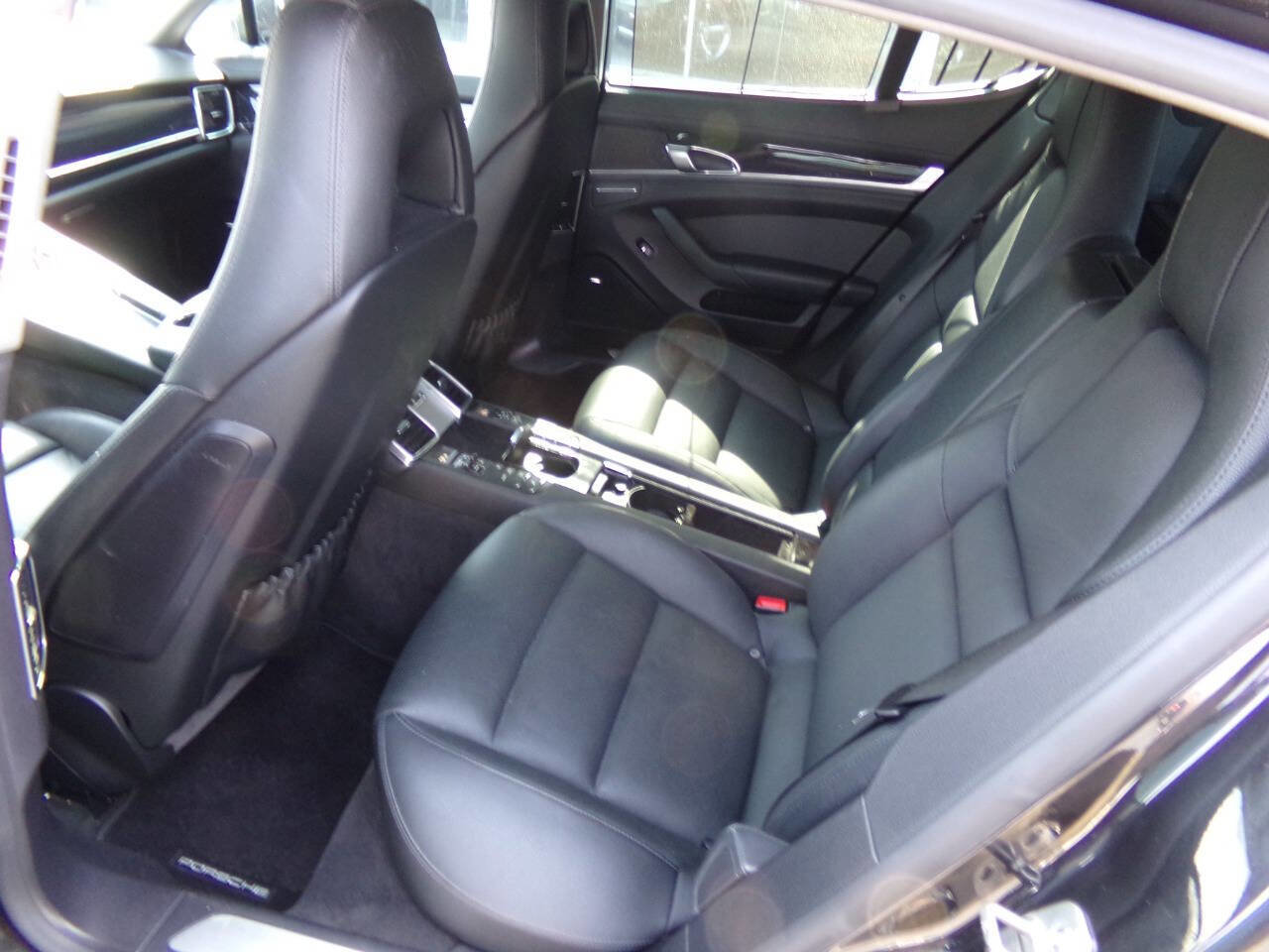 Used 2014 Porsche Panamera S image 14