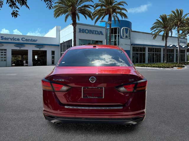 Used 2021 Nissan Altima 2.5 SR FWD image 7