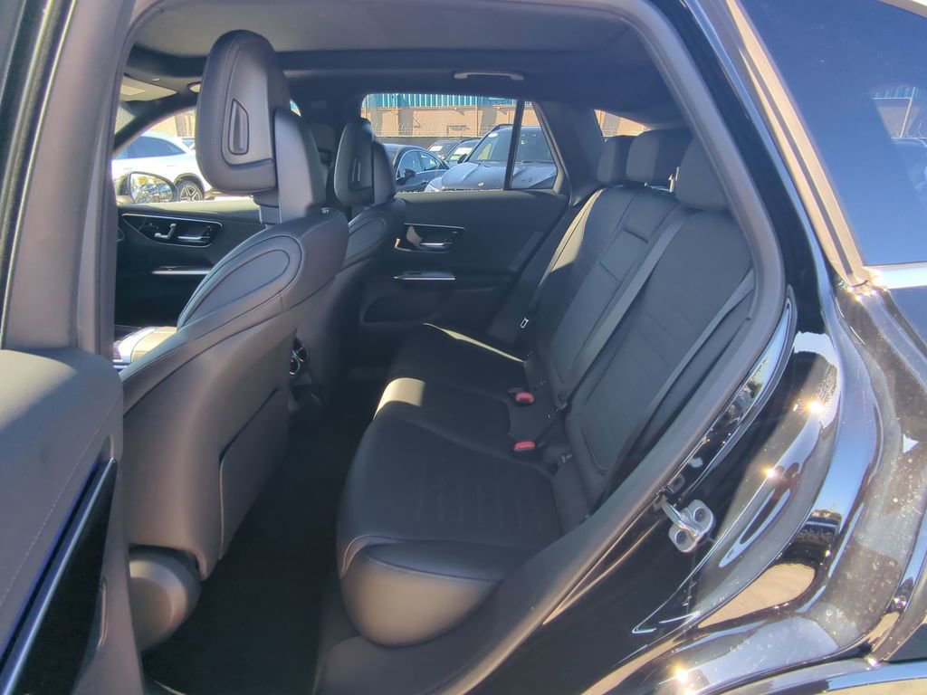 Certified 2026 Mercedes-Benz GLC 300 4MATIC image 5