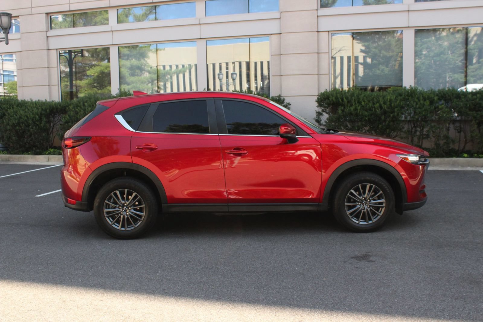 Used 2021 MAZDA CX-5 Touring w/ Touring Preferred SV Package AWD/4WD image 6