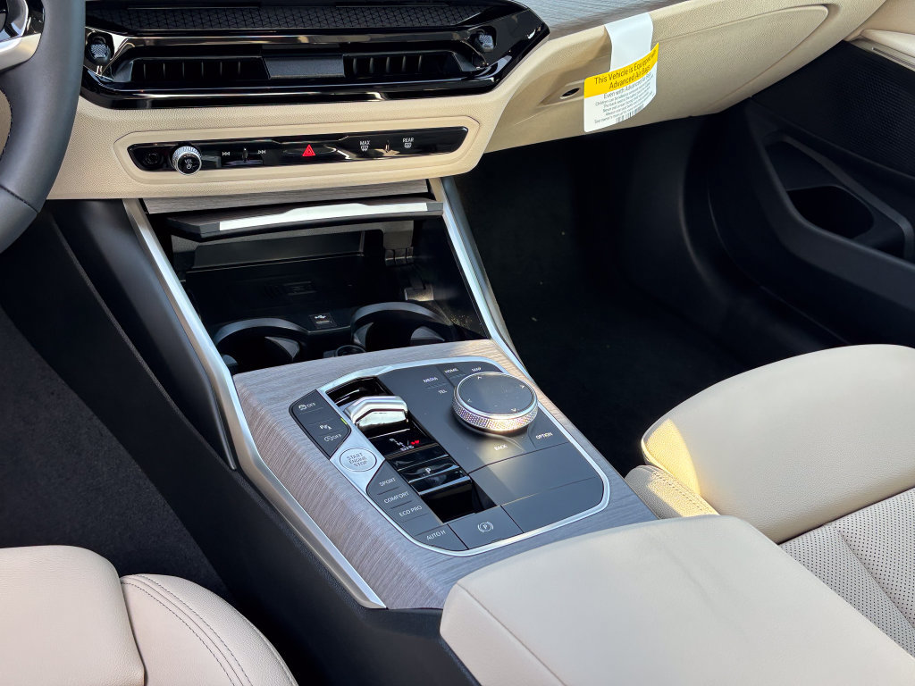 New 2026 BMW 330i xDrive Sedan w/ Premium Package AWD/4WD image 21
