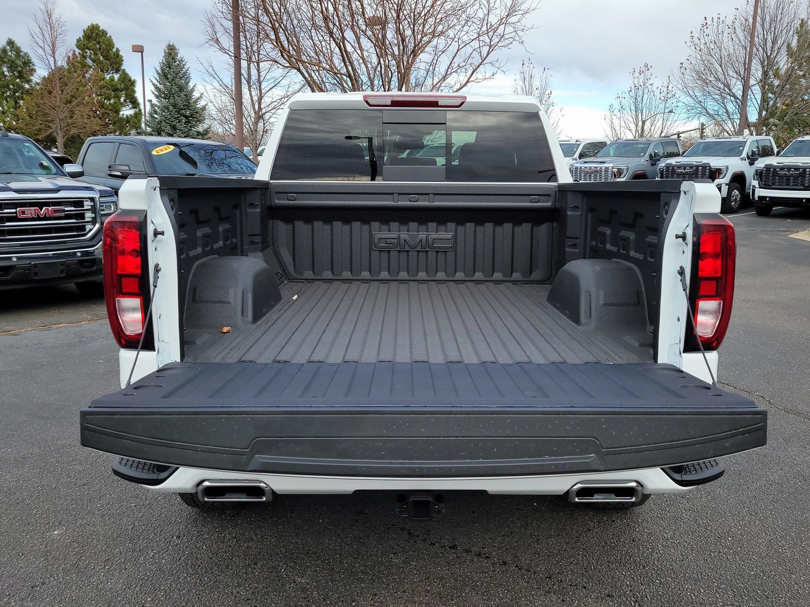 New 2026 GMC Sierra 1500 Elevation w/ Preferred Package AWD/4WD image 12