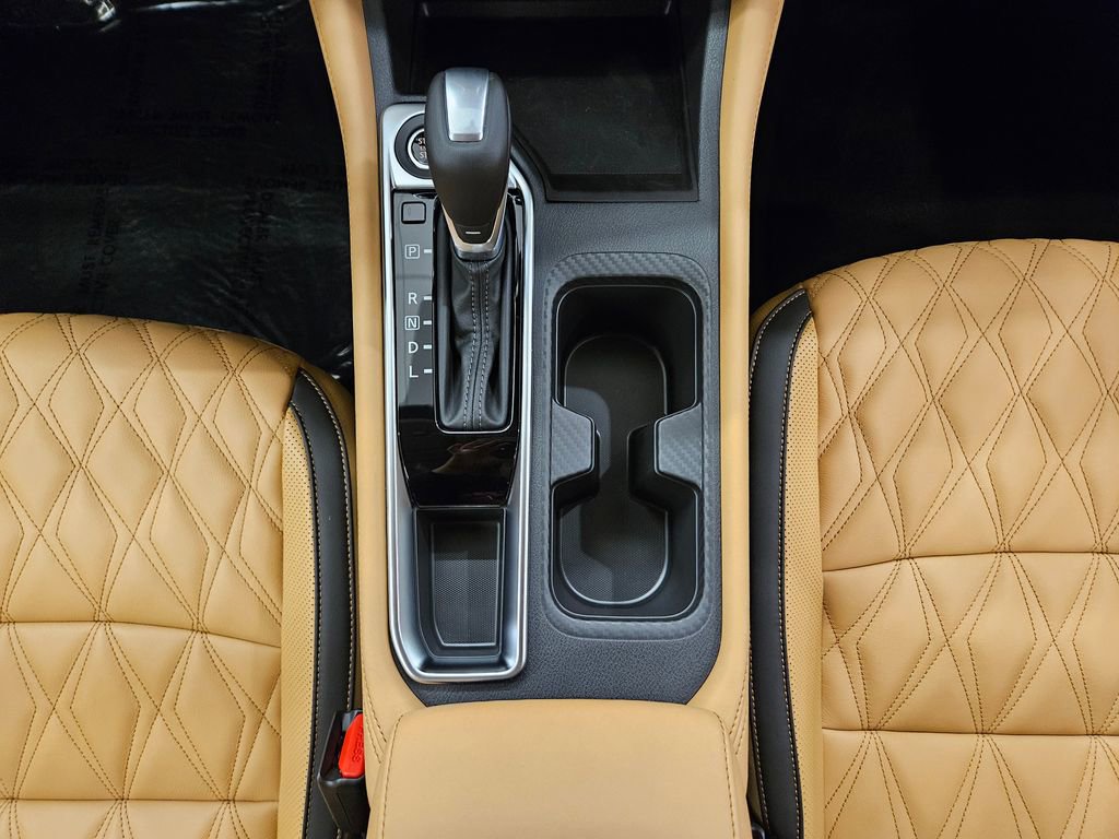 New 2025 Nissan Sentra SV w/ SV Premium Package image 18