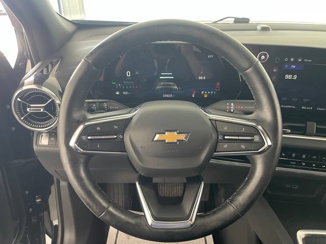 Used 2025 Chevrolet Equinox LT FWD image 37