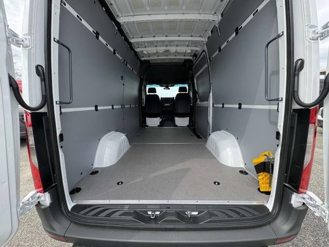New 2025 Mercedes-Benz Sprinter 2500 image 16