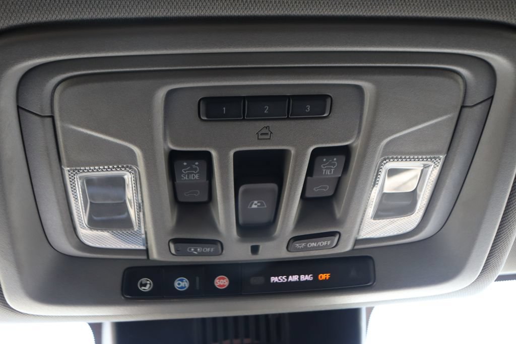 Used 2023 GMC Sierra 1500 SLT w/ SLT Premium Package AWD/4WD image 34