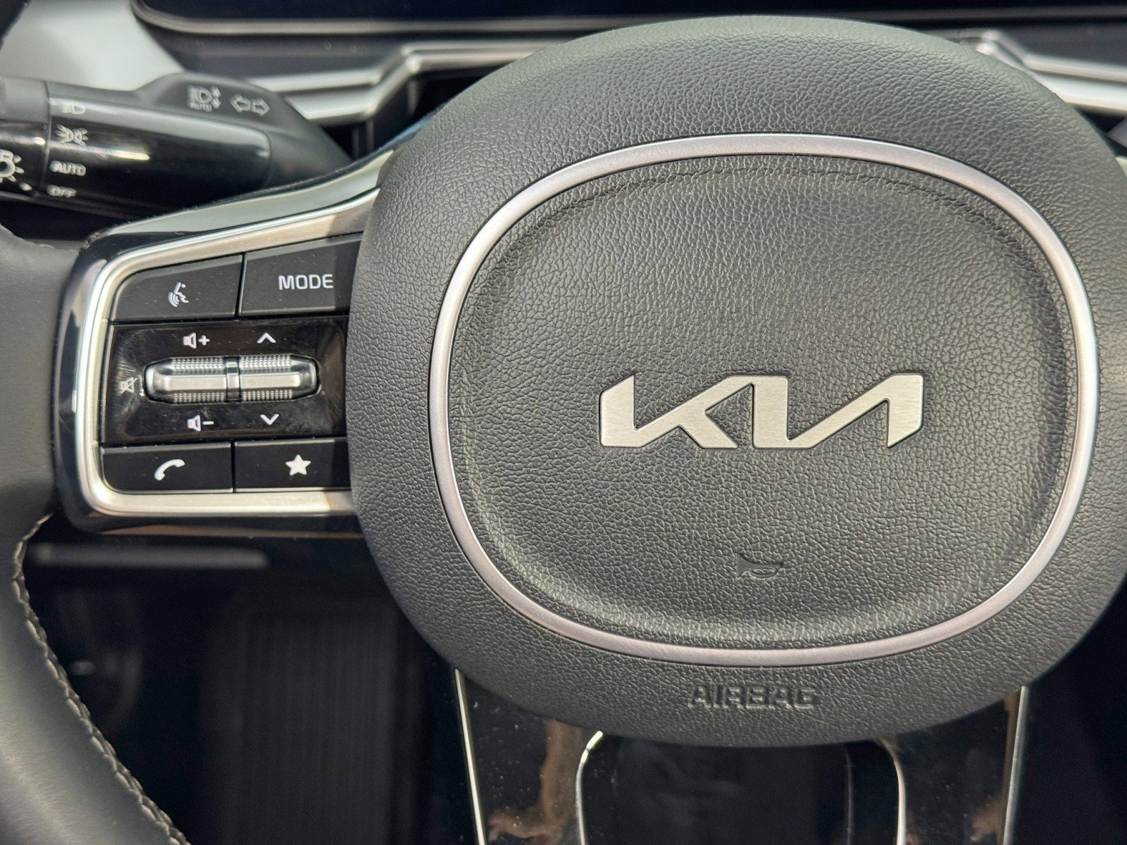 Used 2024 Kia Sorento S w/ Panoramic Sunroof Package AWD/4WD image 19