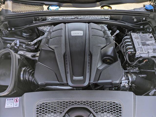 Used 2024 Porsche Macan S AWD/4WD image 24