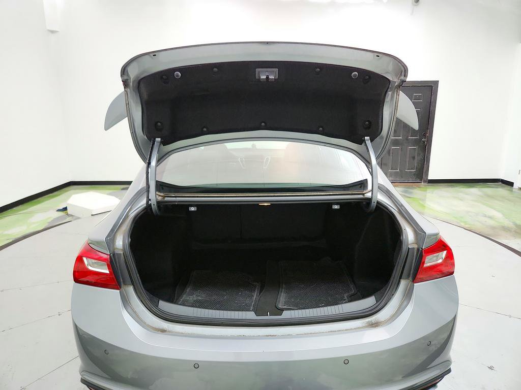 Used 2024 Chevrolet Malibu RS FWD image 30