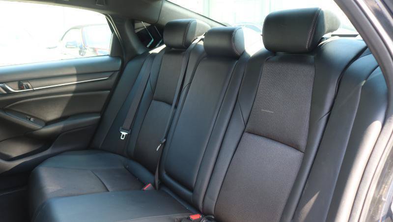 Used 2019 Honda Accord Sport image 13