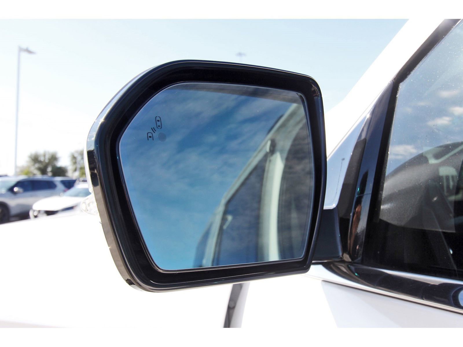 Used 2019 Ford Expedition XLT w/ Equipment Group 202A image 10