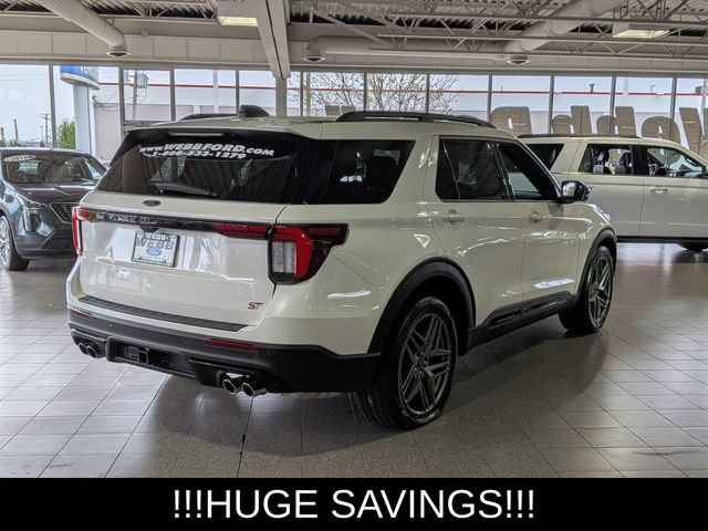 Used 2025 Ford Explorer ST AWD/4WD image 8