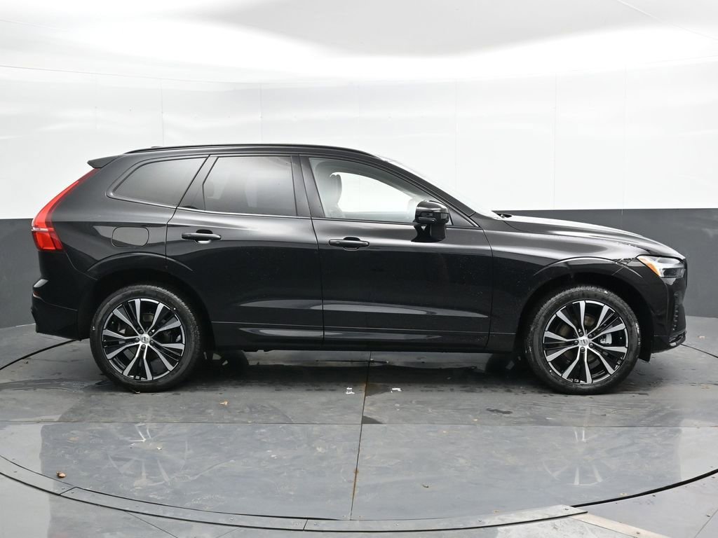 New 2025 Volvo XC60 B5 Plus w/ Protection Package Premier image 4