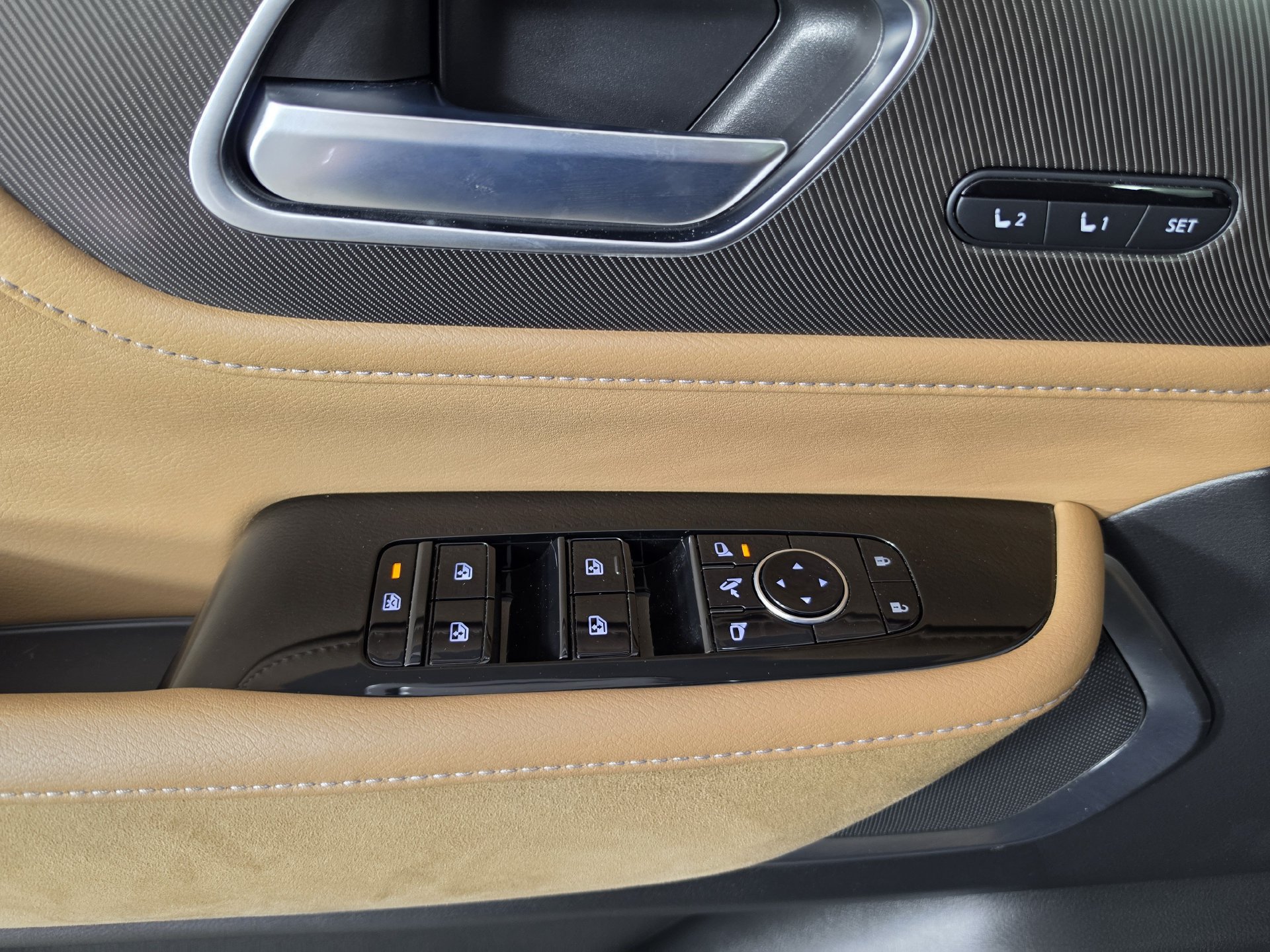 Used 2026 INFINITI QX80 Luxe RWD image 7