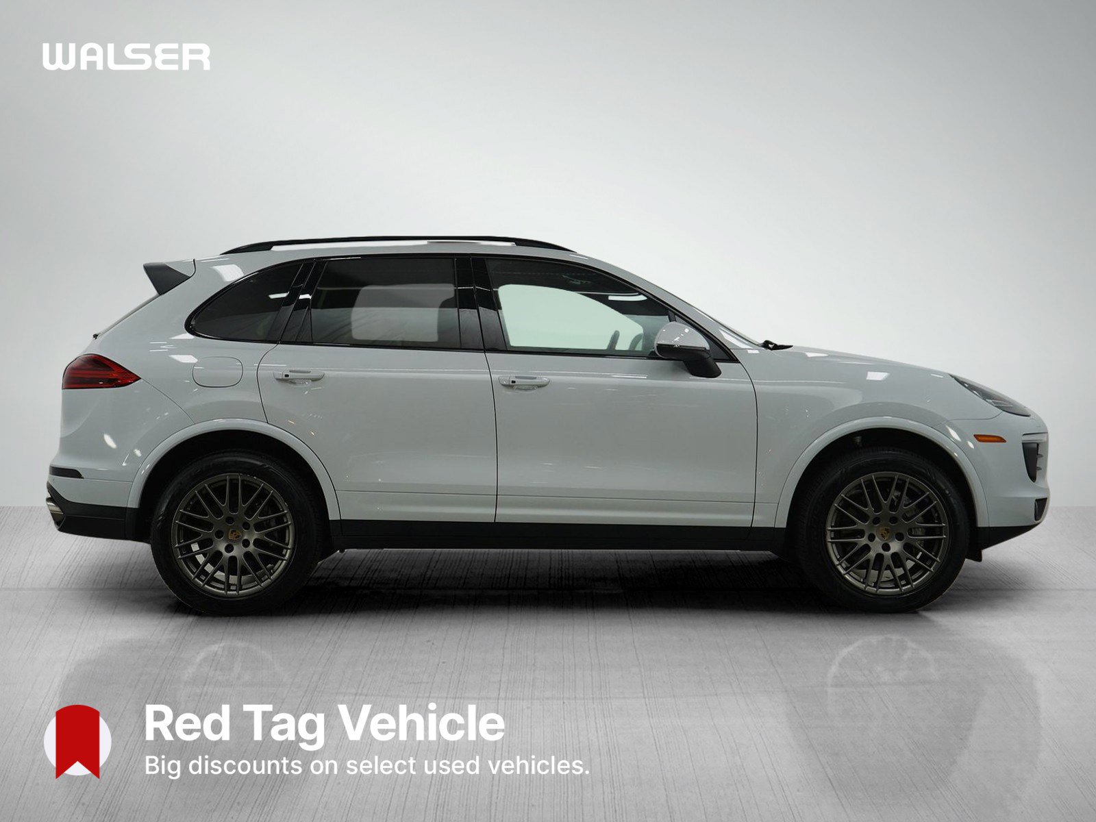 Used 2017 Porsche Cayenne Platinum Edition image 6