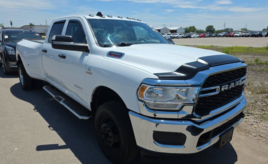 Used 2022 RAM 3500 Tradesman AWD/4WD image 1