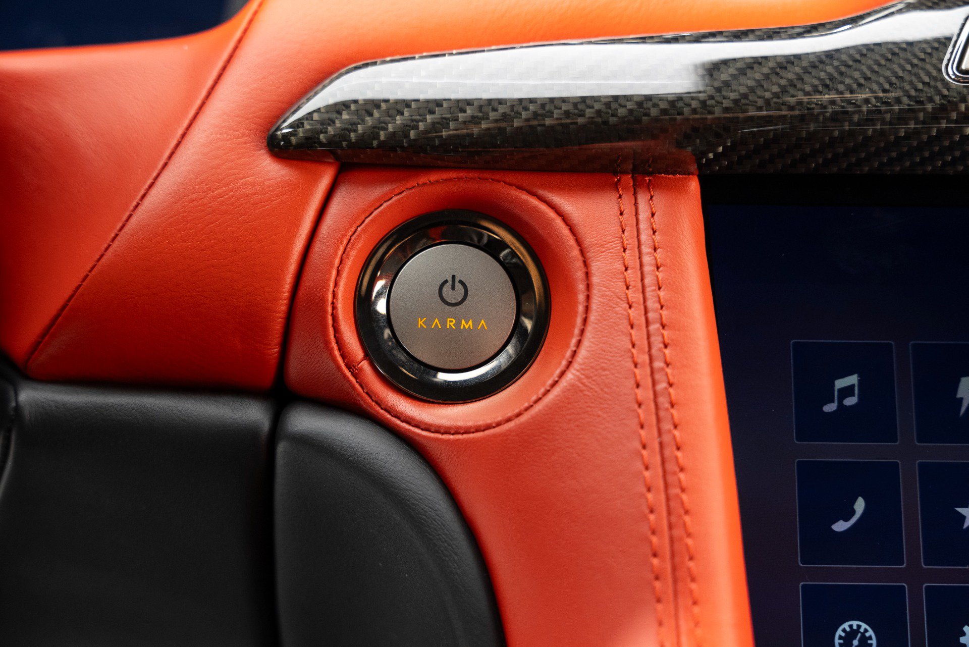 Used 2025 Karma Revero Luxury RWD image 23
