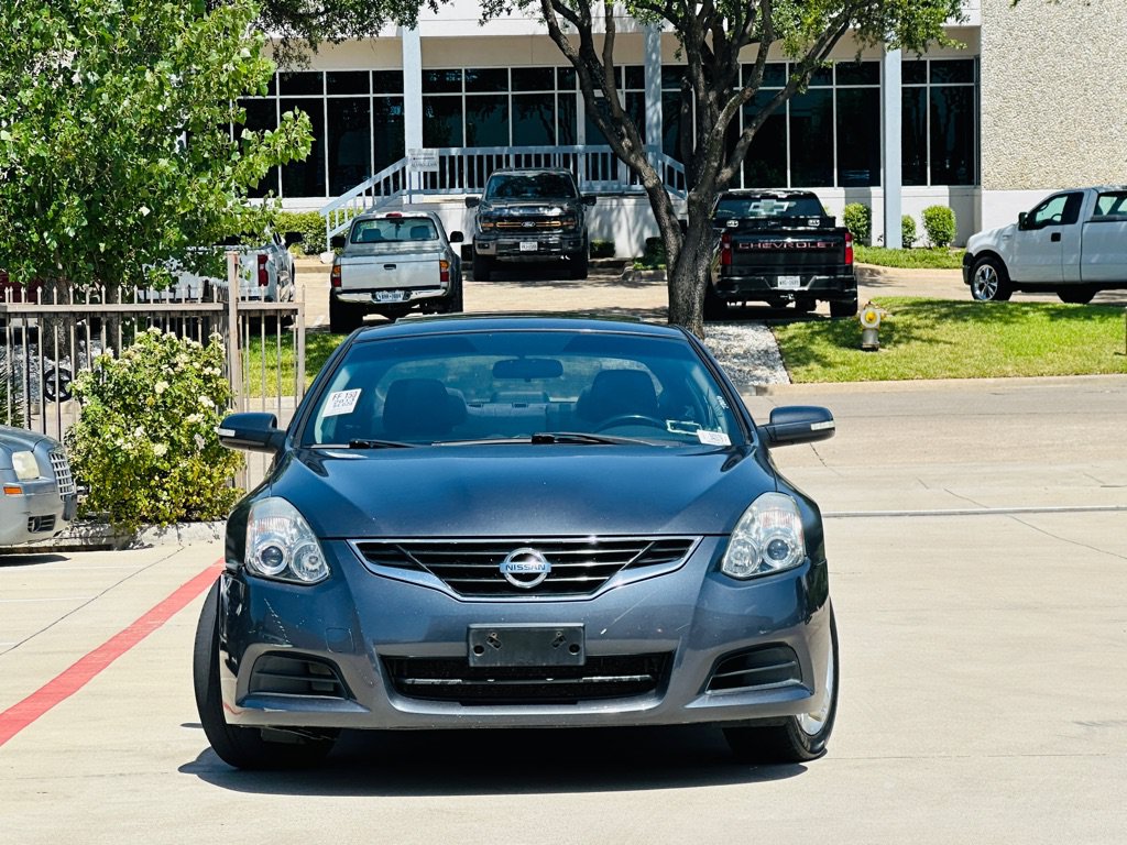 Used 2013 Nissan Altima 2.5 S w/ Premium Pkg FWD image 3