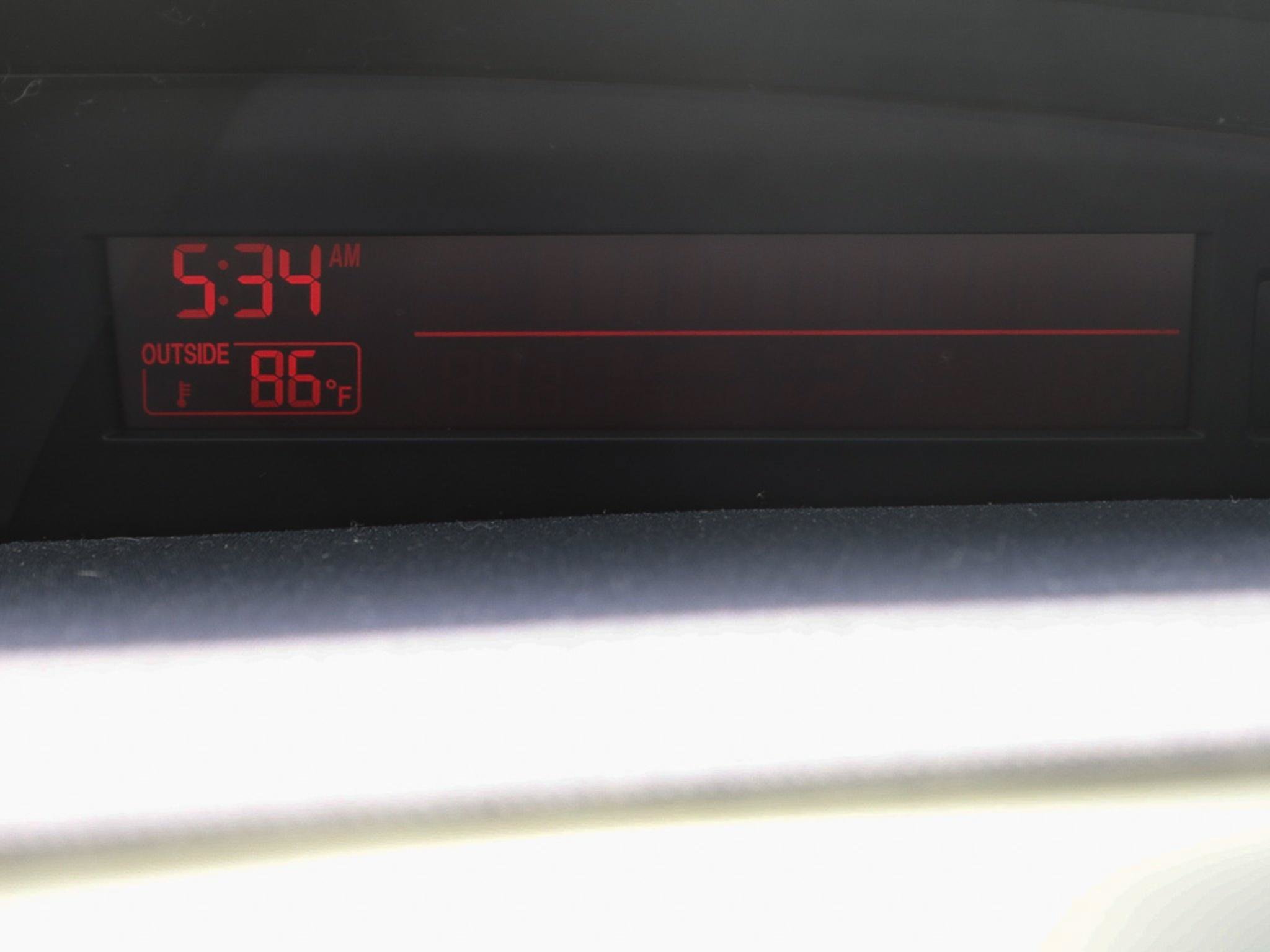 Used 2010 MAZDA MAZDA3 i Touring FWD image 16
