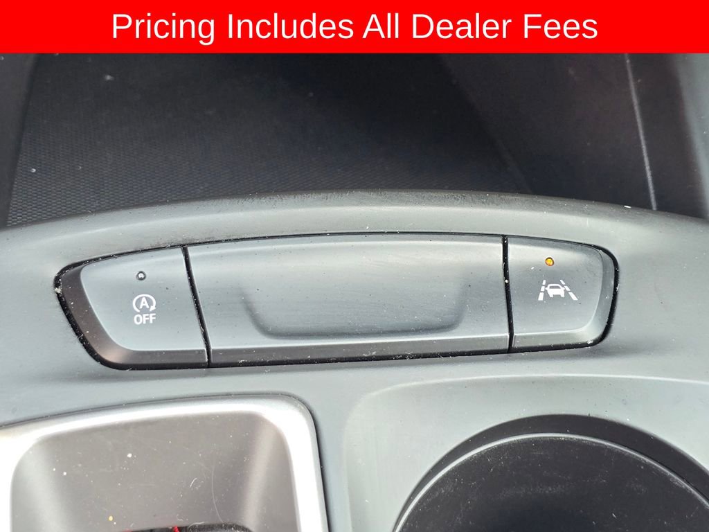 Used 2024 Chevrolet Trax RS w/ Driver Confidence Package FWD image 21