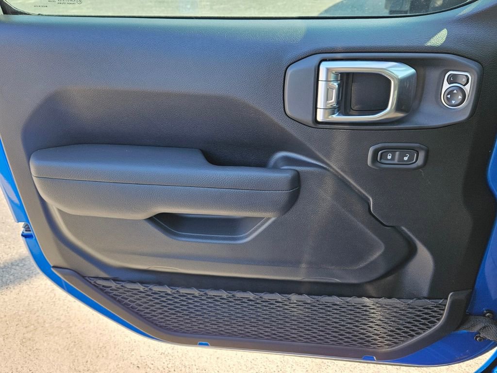 New 2026 Jeep Wrangler Unlimited Rubicon image 24