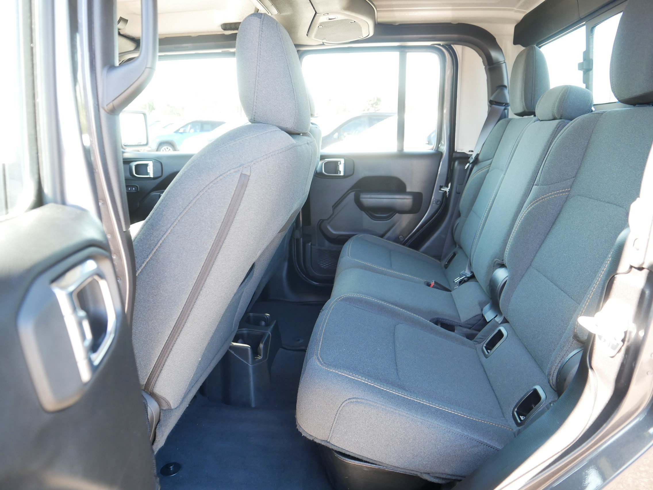 Used 2025 Jeep Gladiator Sport AWD/4WD image 34
