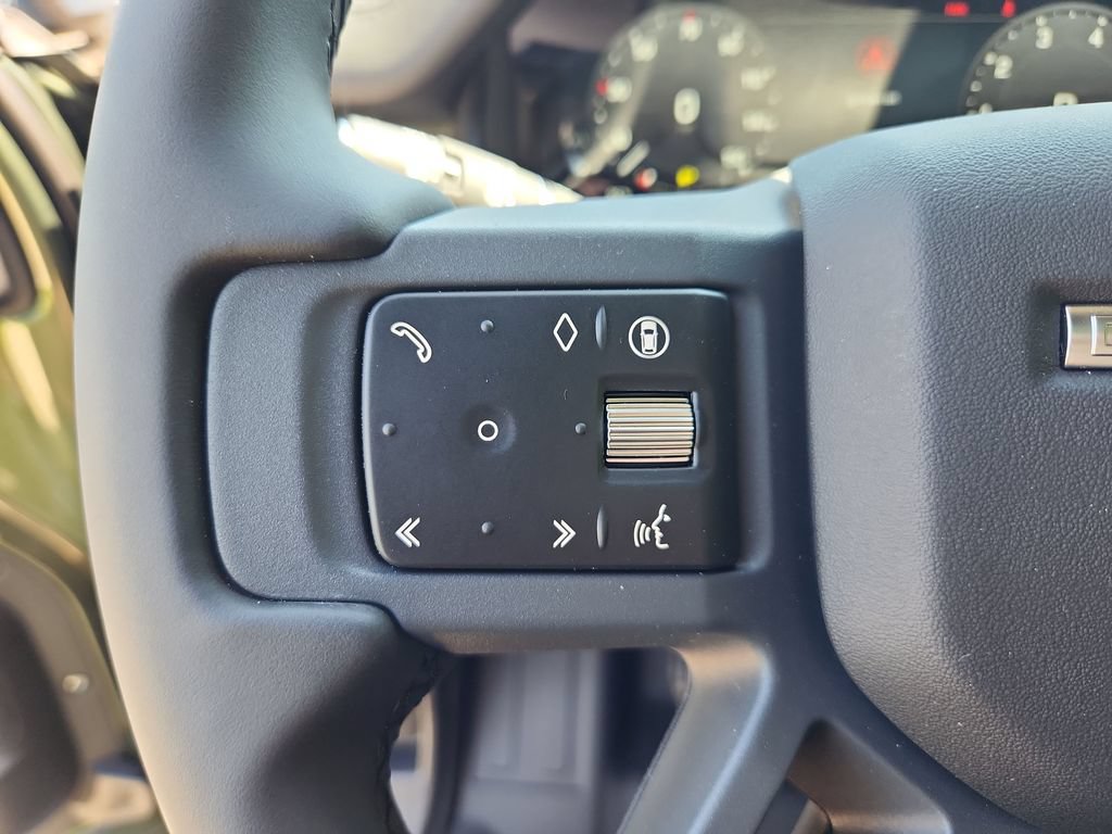 New 2026 Land Rover Defender 110 S AWD/4WD image 17