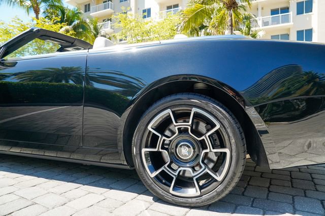 Used 2018 Rolls-Royce Dawn image 16