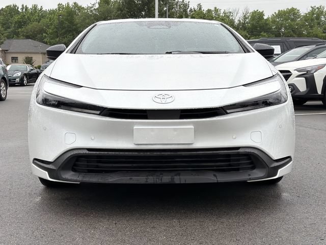 Used 2025 Toyota Prius LE FWD image 6