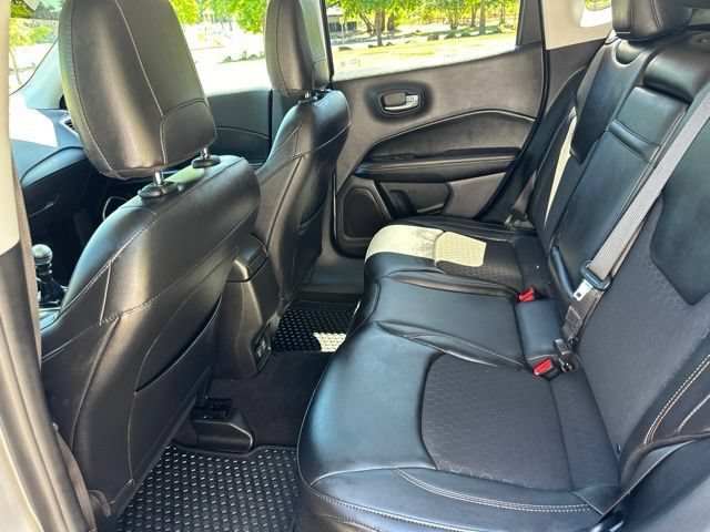 Used 2018 Jeep Compass Latitude w/ Popular Equipment Group AWD/4WD image 15