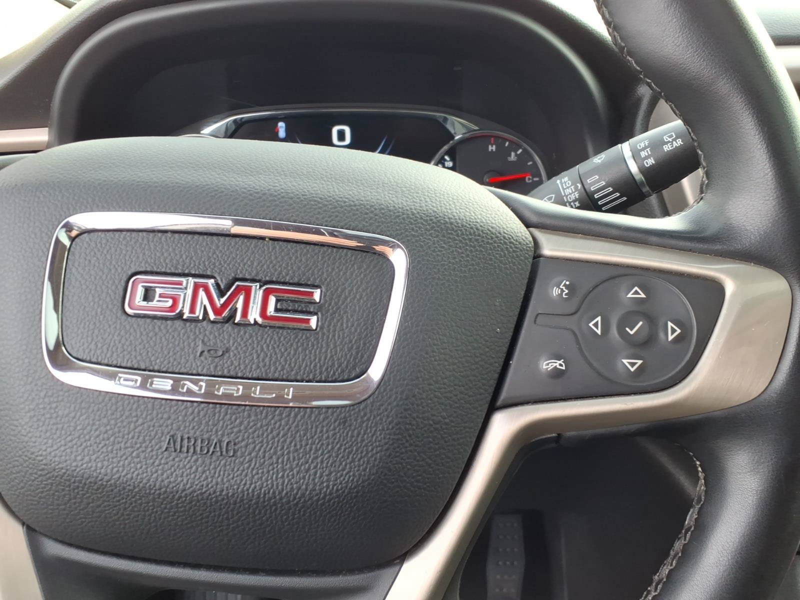 Used 2023 GMC Acadia Denali w/ Denali Ultimate Package AWD/4WD image 31