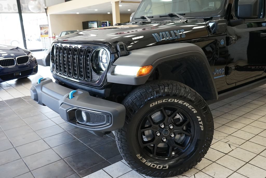 Used 2024 Jeep Wrangler Unlimited AWD/4WD image 21