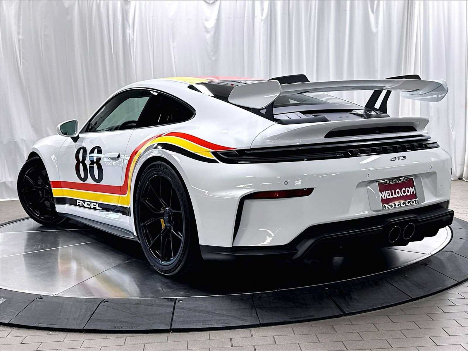 Used 2026 Porsche 911 GT3 RWD image 3