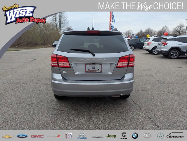 Used 2020 Dodge Journey SE w/ SE Popular Equipment Group FWD image 4