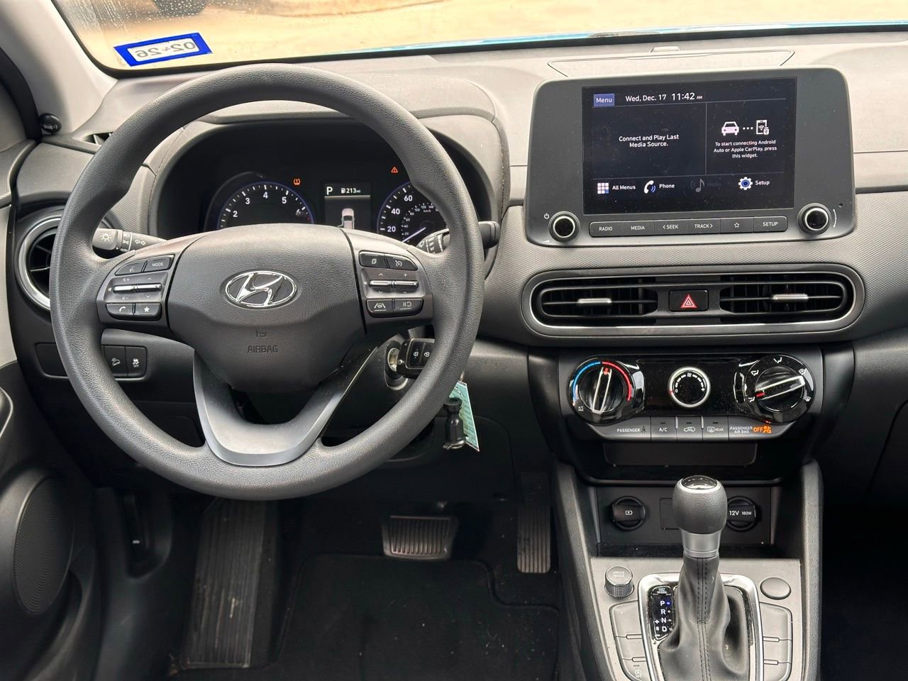 Used 2022 Hyundai Kona SE w/ Cargo Package image 15