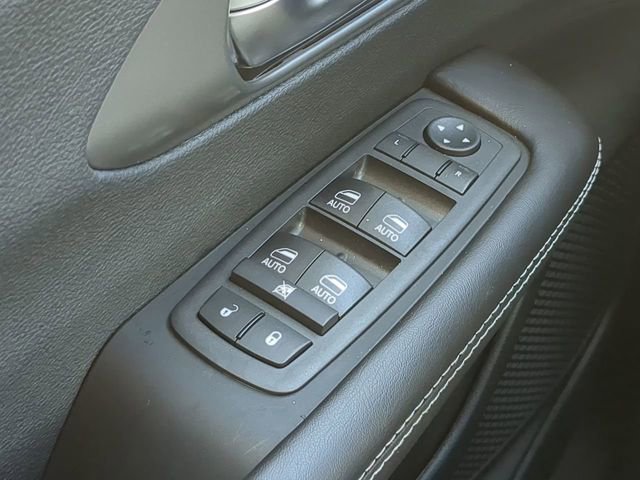 New 2026 Chrysler Voyager LX image 28