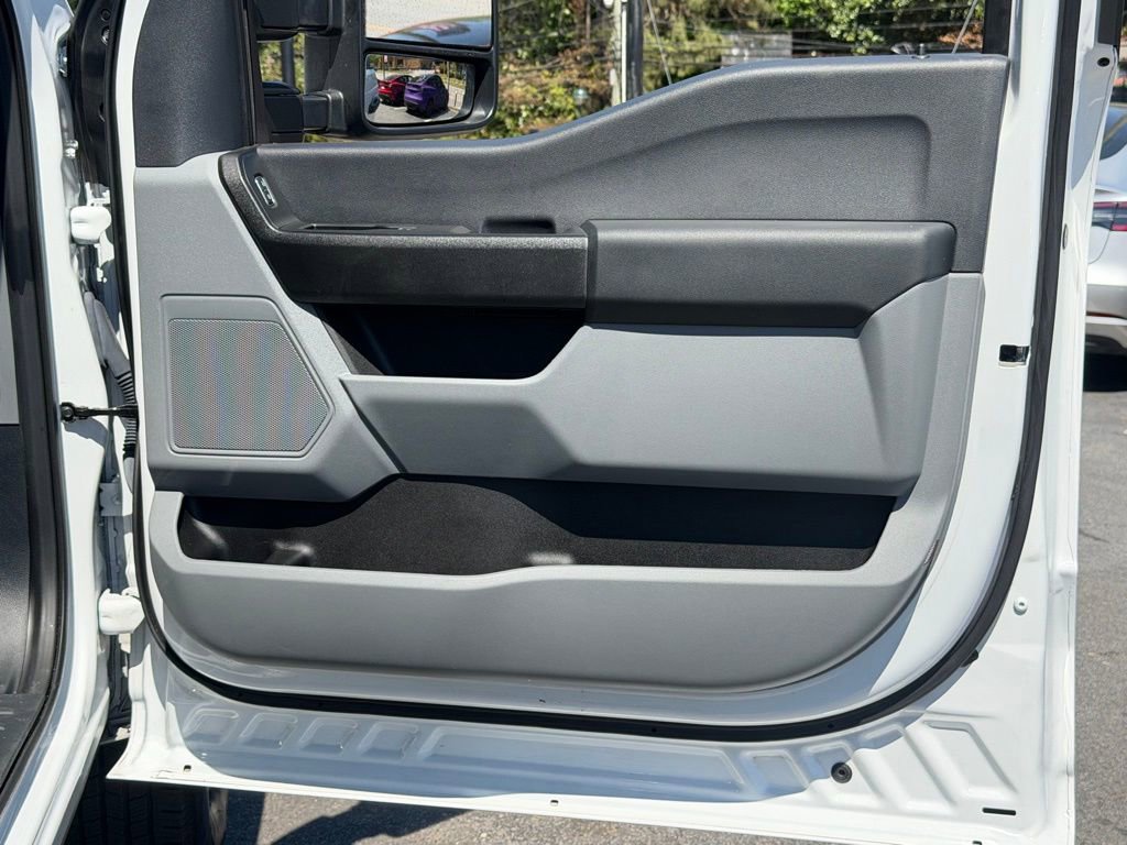 Used 2024 Ford F350 XL image 33