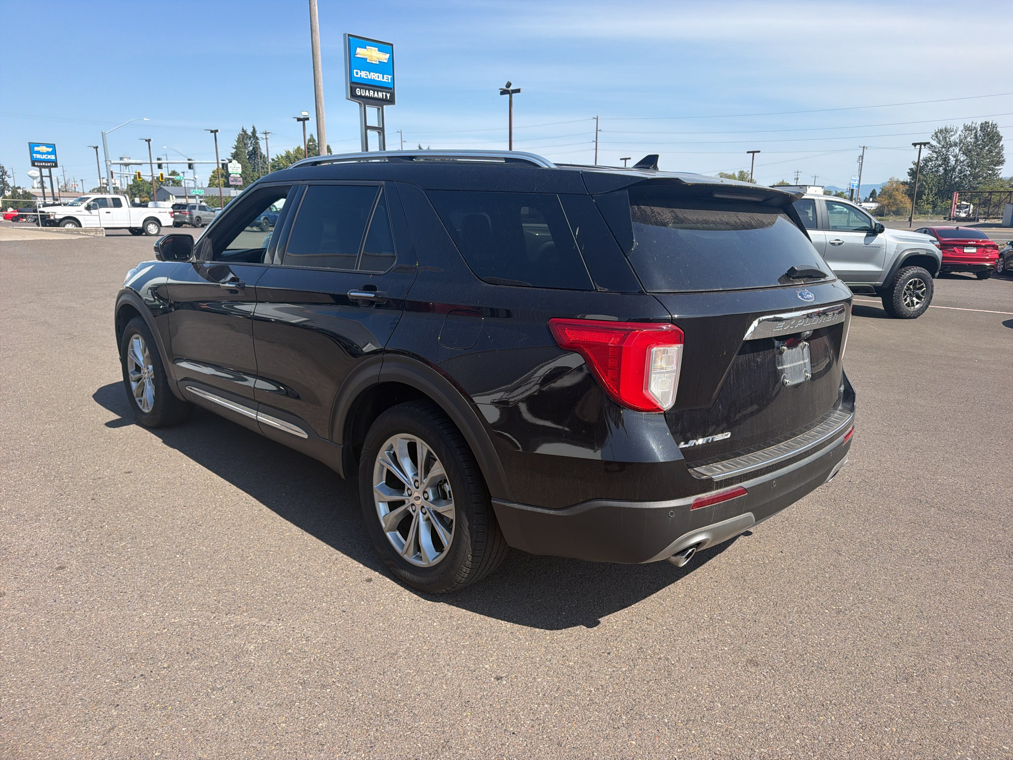 Used 2020 Ford Explorer Limited AWD/4WD image 5