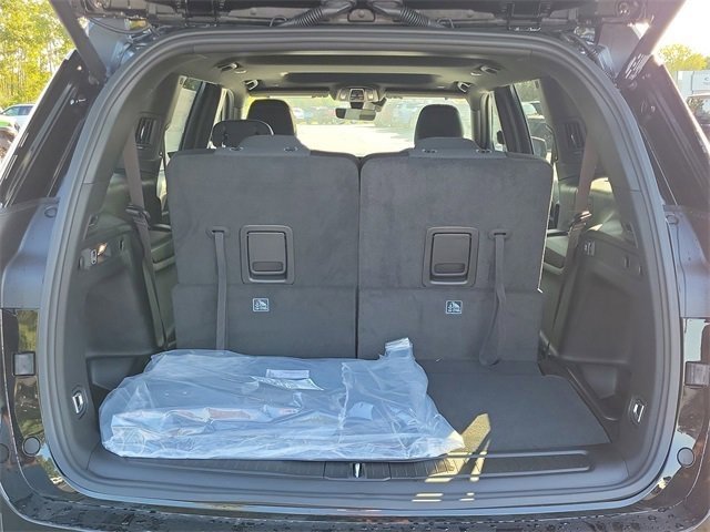 New 2025 Jeep Grand Cherokee L Laredo w/ Luxury Tech Group I image 8