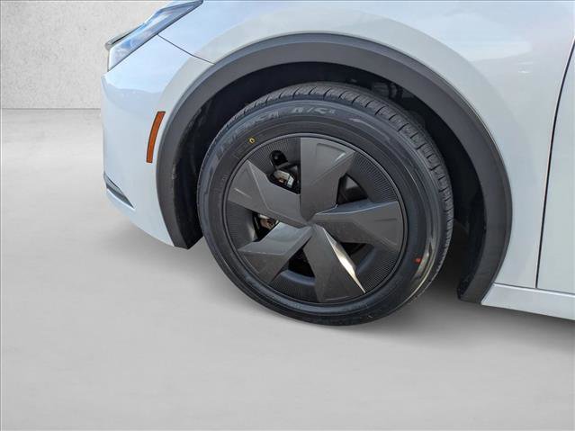 Certified 2024 Toyota Prius LE image 22