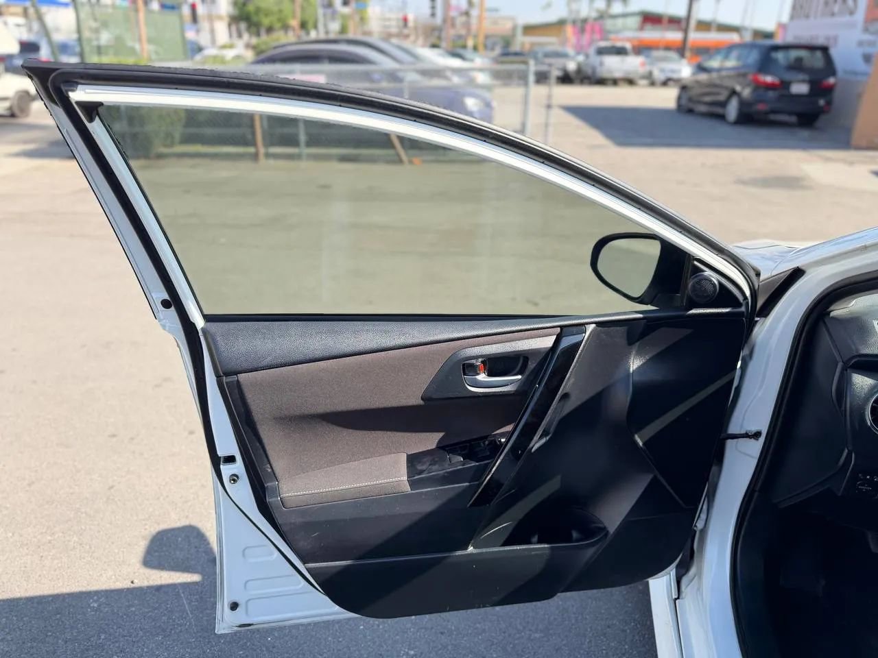 Used 2018 Toyota Corolla iM w/ Carpet Mat Package (TMS) image 20