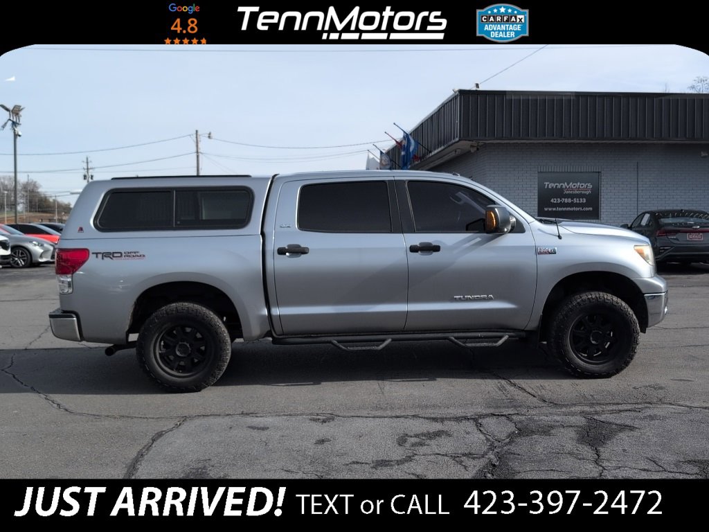 Used 2011 Toyota Tundra 4x4 CrewMax image 4