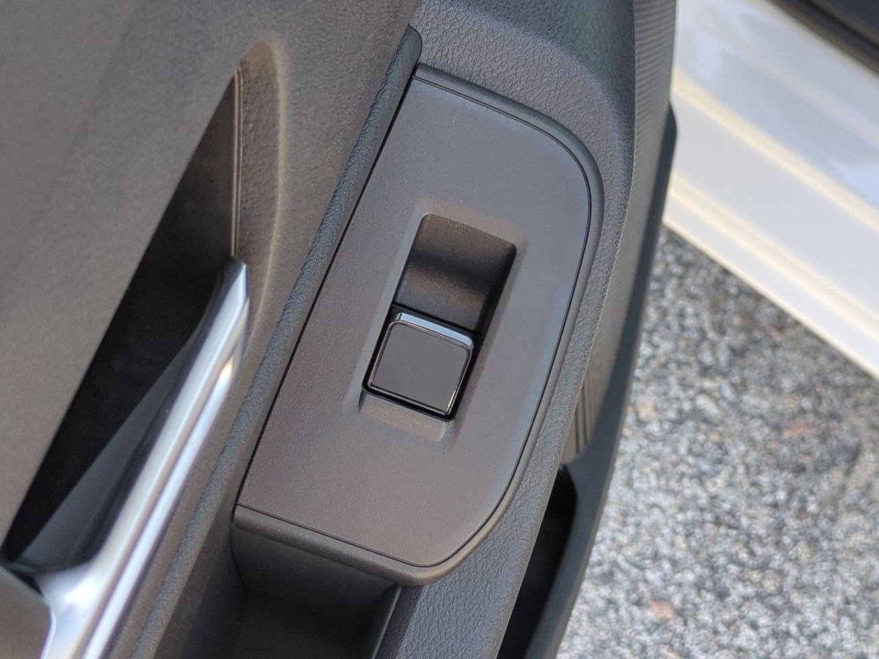 New 2026 Nissan Sentra SV w/ SV Convenience Package FWD image 28