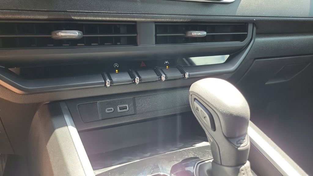 Used 2023 Chevrolet Colorado Trail Boss w/ LPO, Skid Plate Package image 17